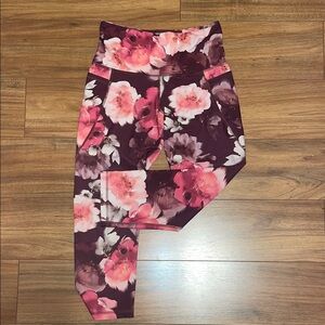 Old Navy Pink and Brown Floral Leggings Cropped Length with Side Pockets
